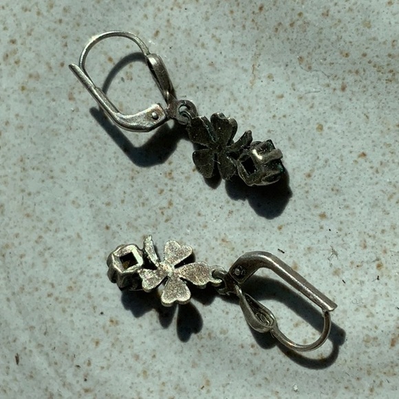 Shamrock with amethyst drop earrings - Picture 3 of 3